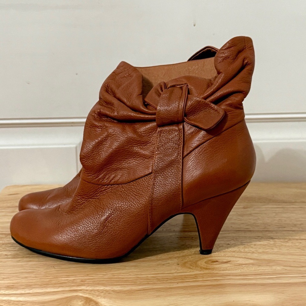 Tan Leather Steve Madden Kitten Heel‎ Slouch Bootie Retro - Picture 2 of 9